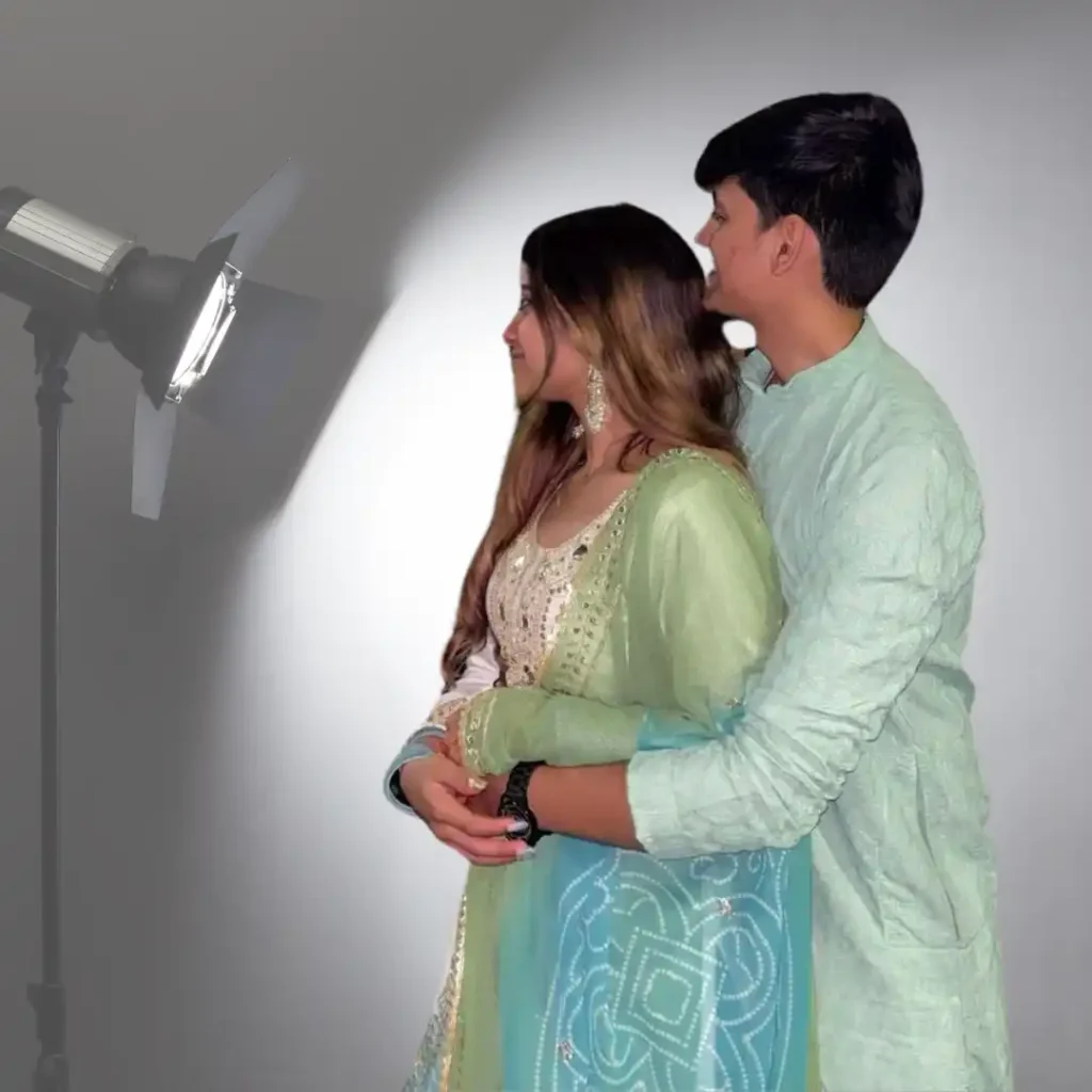 instagram cute couple dp