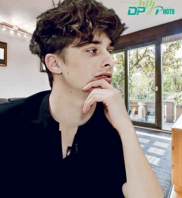 Sad dp boy