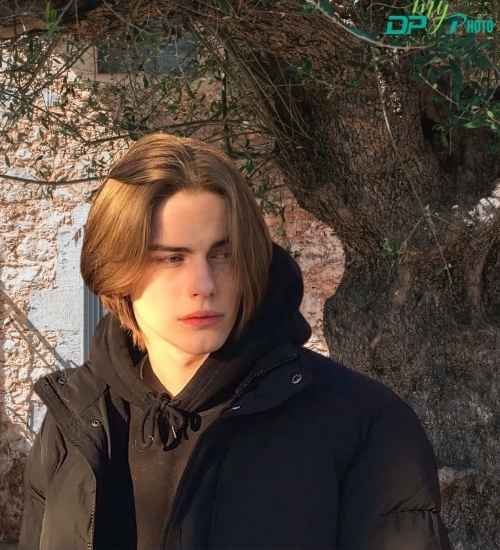 Sad dp boy