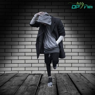Alone dp 