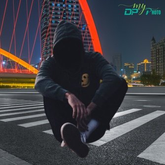 Alone dp 