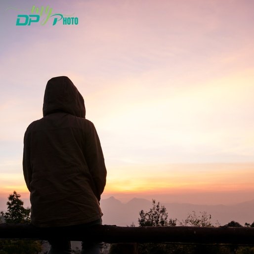 Alone dp 