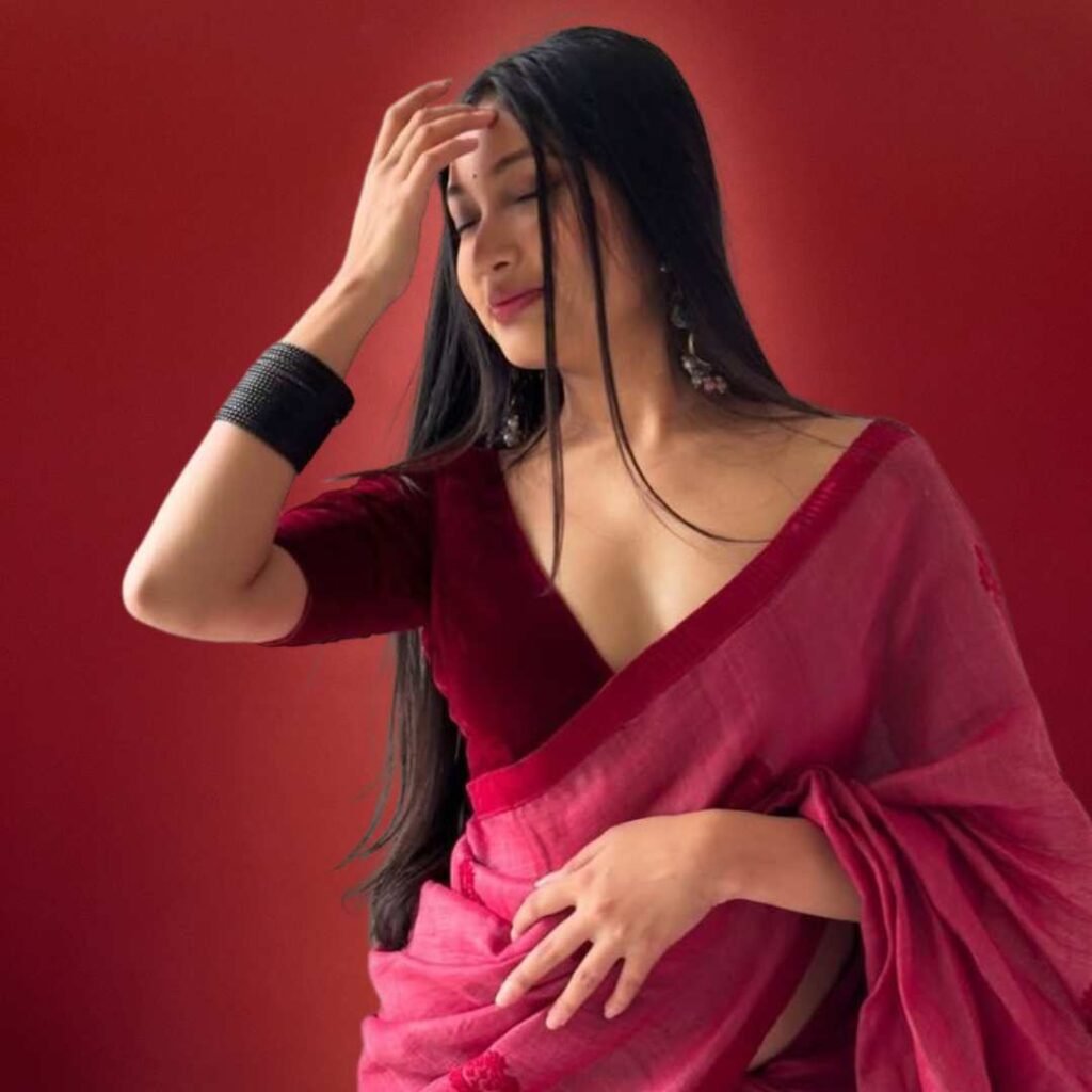 Saree Girl DP
