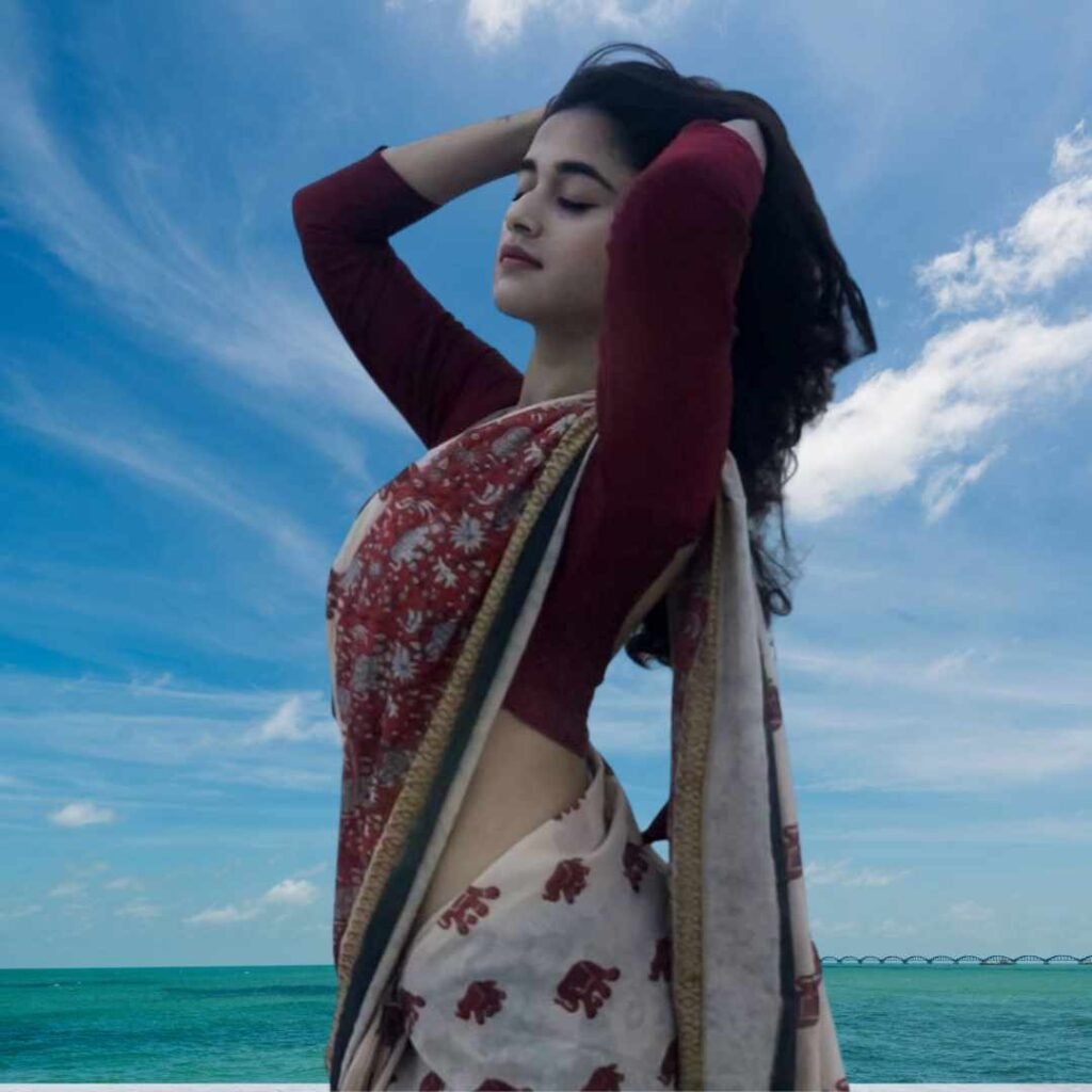 Saree Girl DP