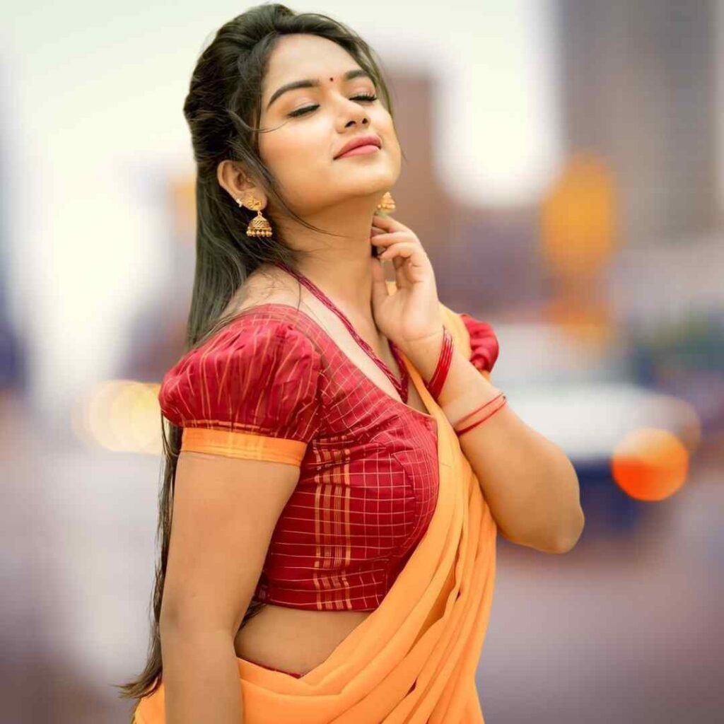 Saree Girl DP